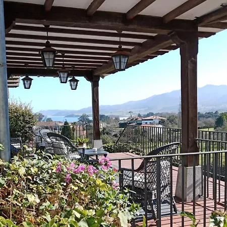Caspios Hotel 3*