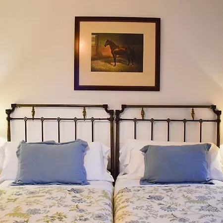 Caspios Hotel