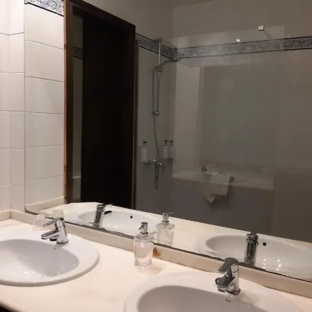 Caspios Hotel