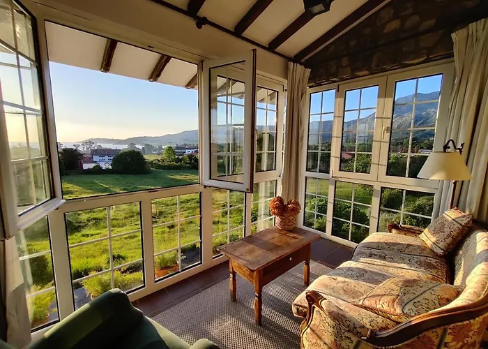 Caspios فندق كولونغا