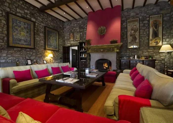 Caspios كولونغا