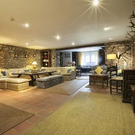 Caspios Hotel 3*