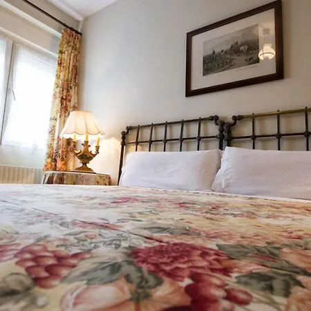 Caspios Hotel 3*